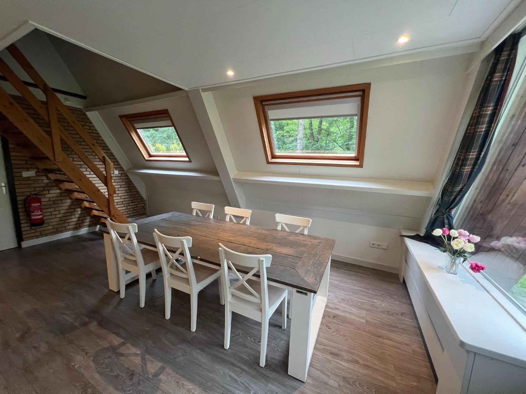 Modern Holiday Home In Stramproy In The Forest エクステリア 写真